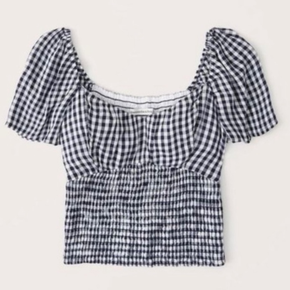 Abercrombie & Fitch puff sleeve smocked sweetheart neck gingham crop top